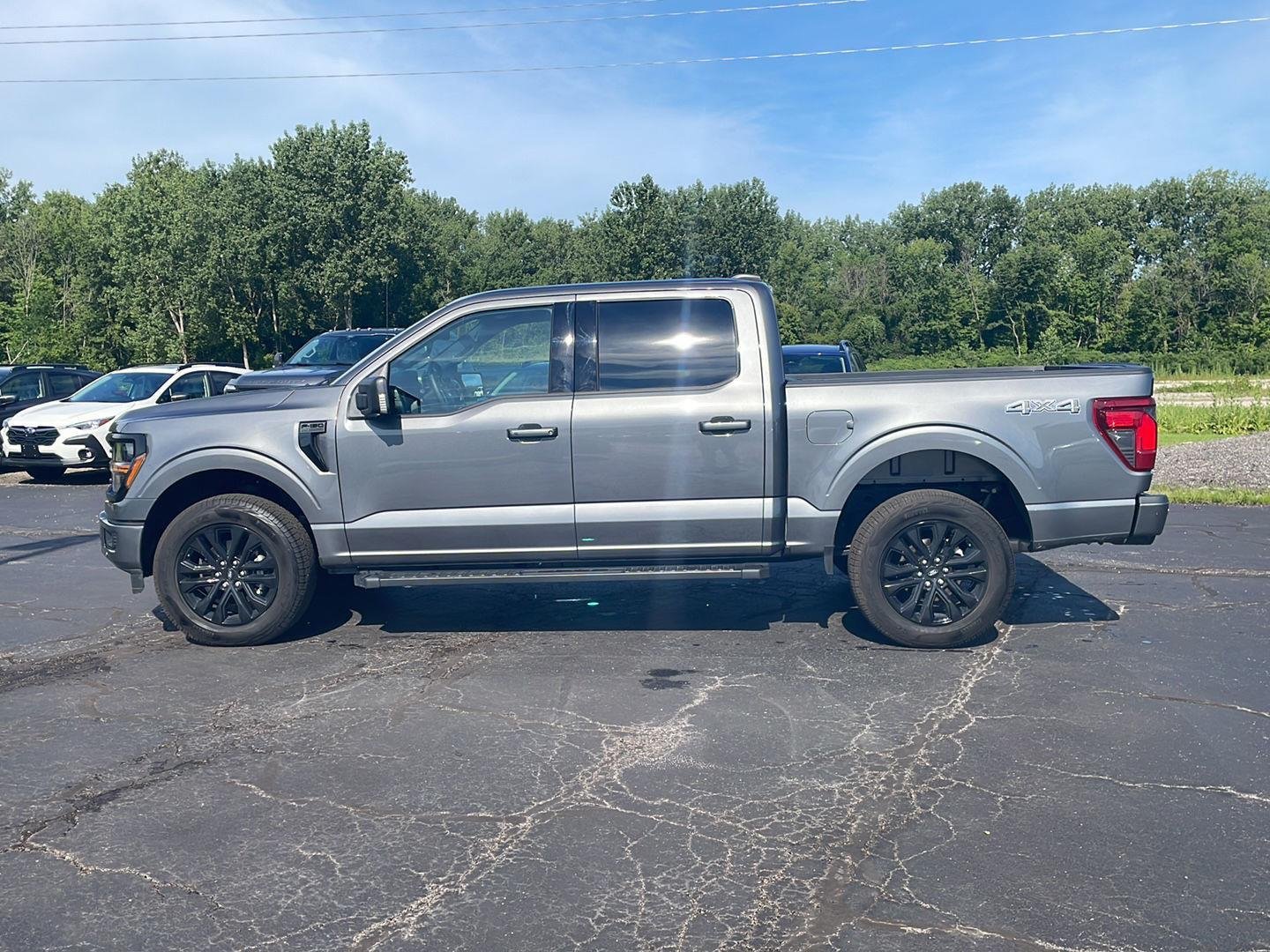 New 2026 Carbonized Gray Metallic Ford XLT image 2