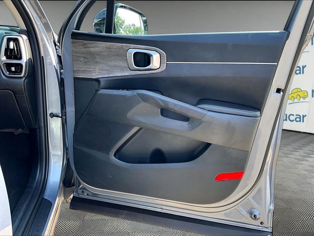 Used 2023 Silver Kia X-Line S image 20