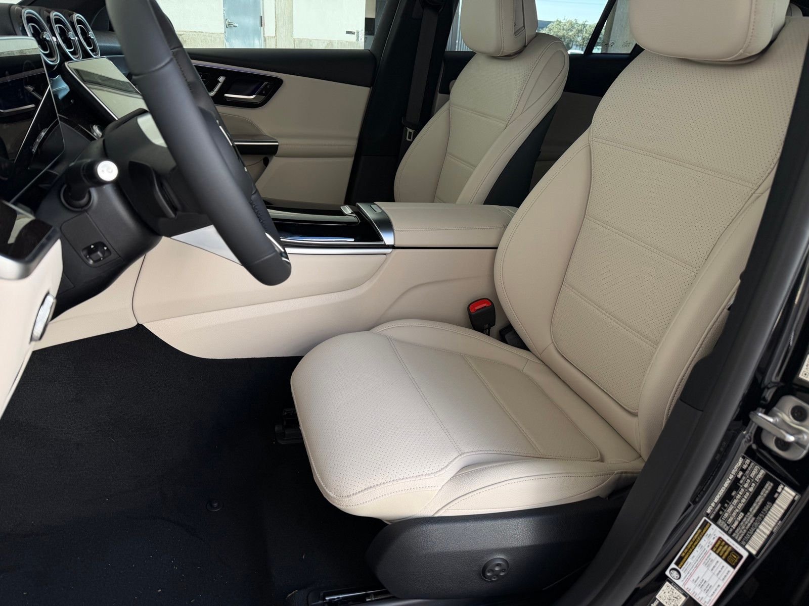 New 2026 Black Mercedes-Benz GLC 300 image 14