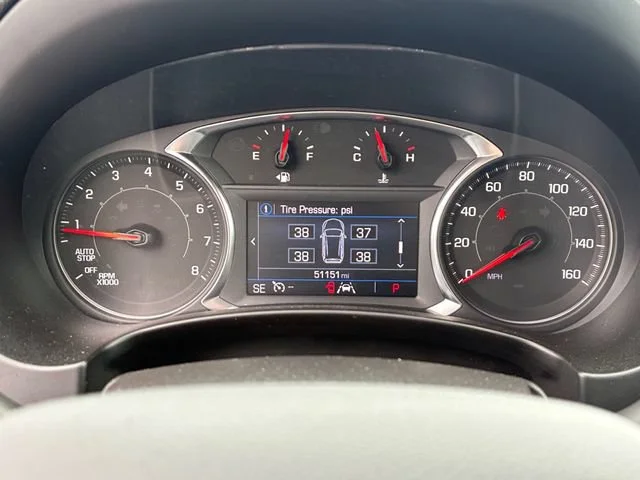Used 2024 Summit White GMC SLE image 16