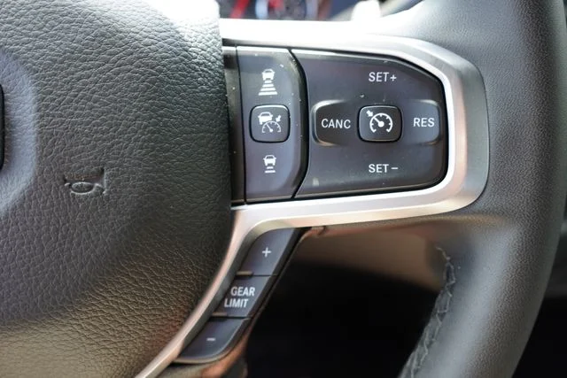Used 2025 White Ram Big Horn image 32