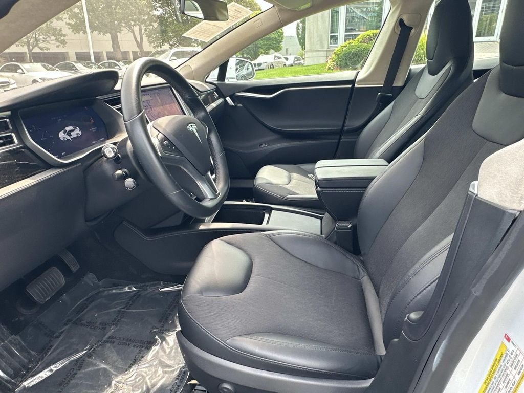 Used 2016 Pearl White Multi-Coat Tesla 60D image 15