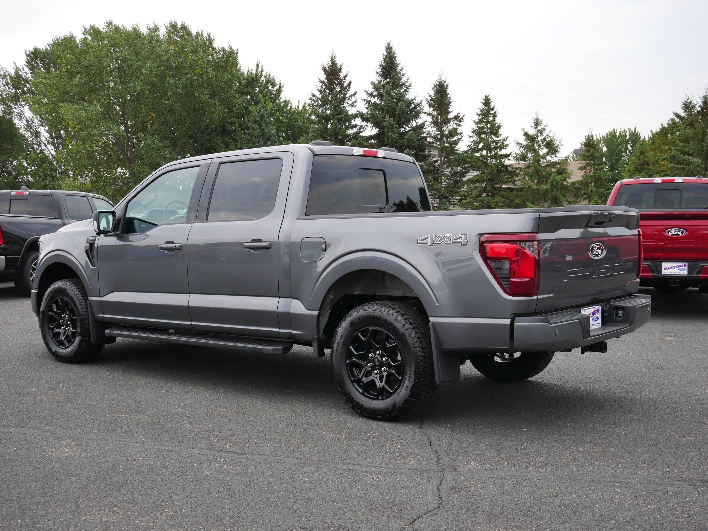 New 2026 Carbonized Gray Metallic Ford XLT image 2