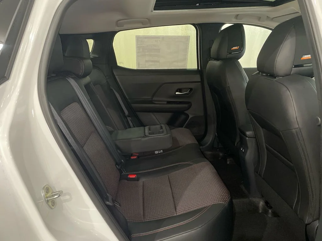 New 2026 Aspen White Tricoat Nissan SR image 30