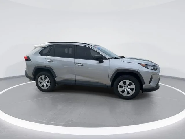 Used 2021 Silver Toyota LE image 8