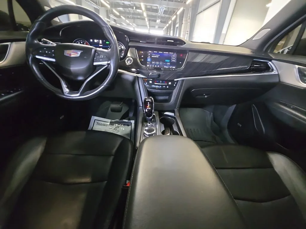 Used 2021 SATIN STEEL METALLIC Cadillac Premium Luxury image 21