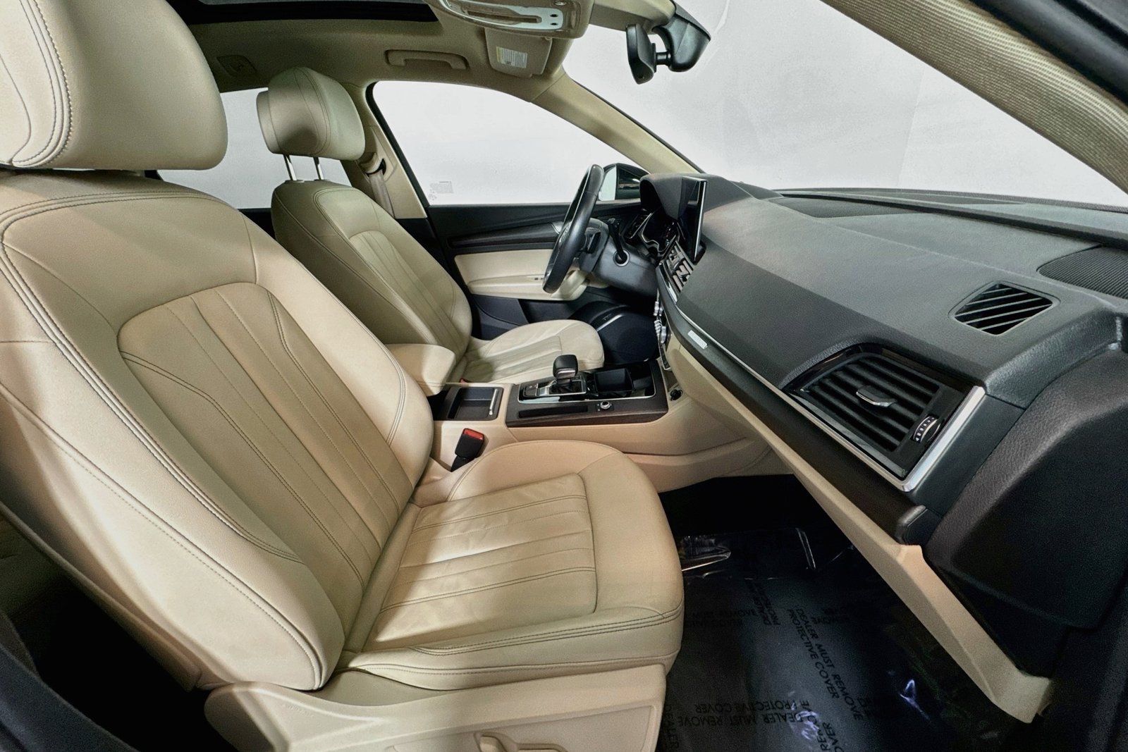 Used 2022 Mythos Black Metallic Audi Premium image 27