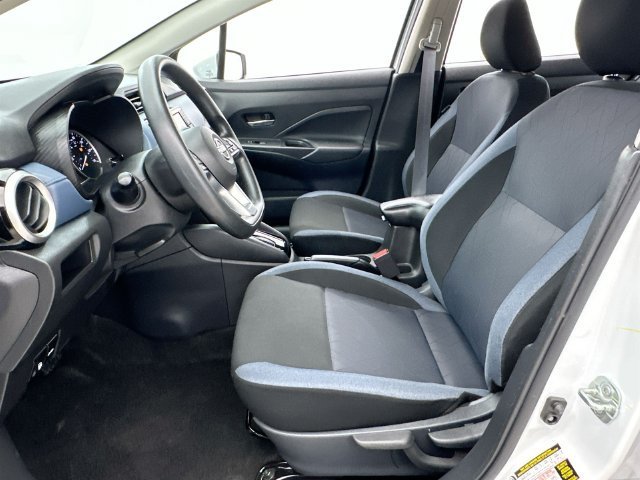2025 Nissan Versa Sedan SV - Photo 9