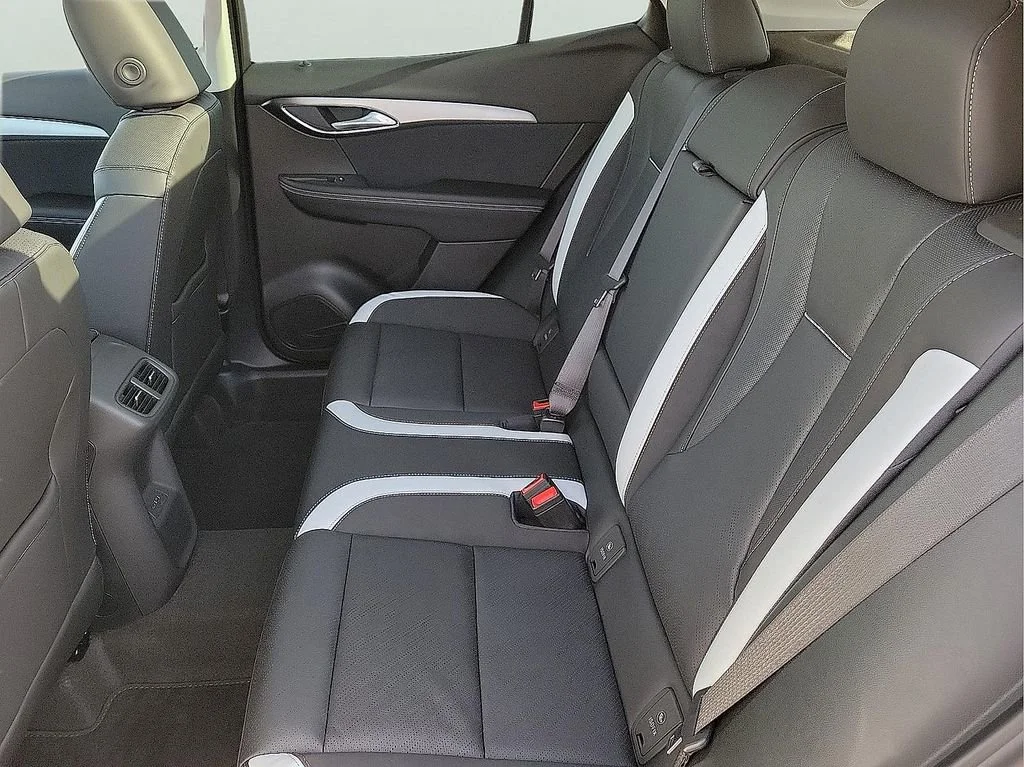 2026 Buick Envision Sport Touring - Photo 13