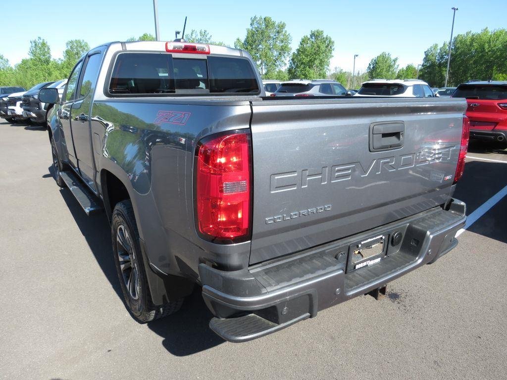 Used 2021 Steel Metallic Chevrolet Z71 image 17