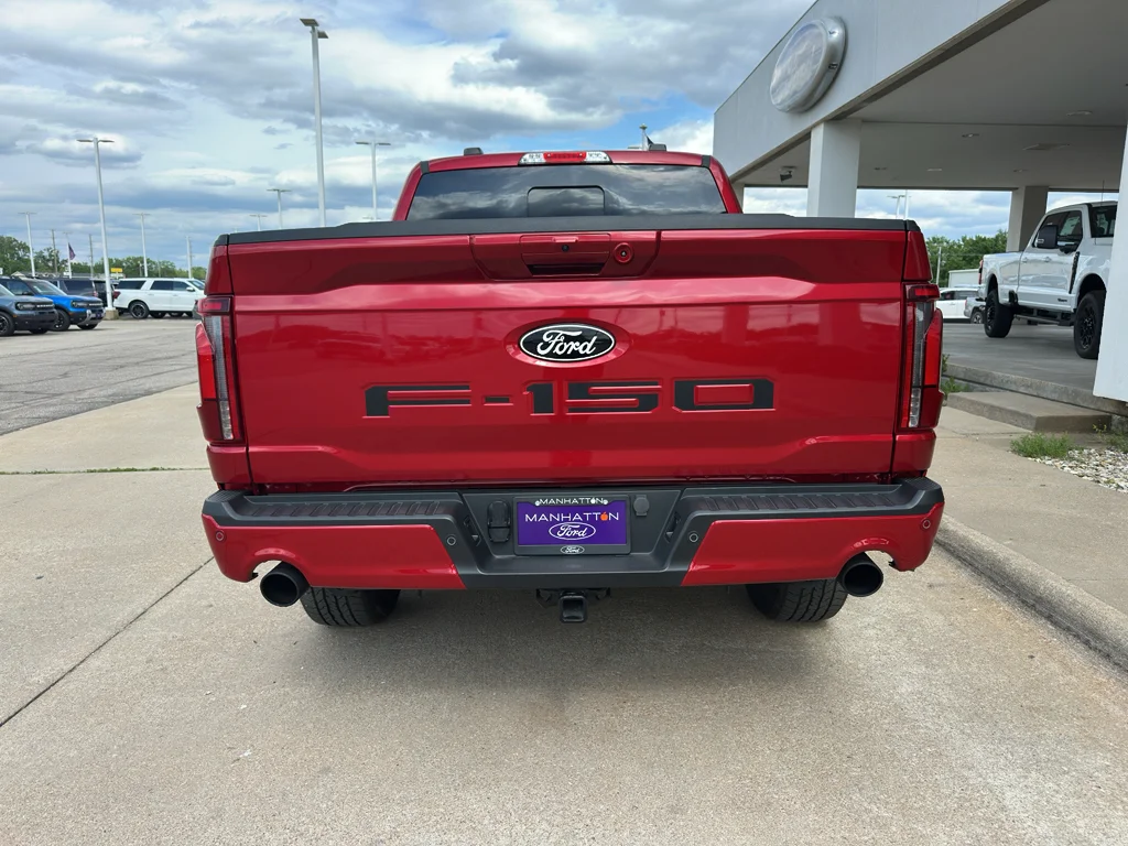 New 2025 Rapid Red Metallic Tinted Clearcoat Ford Lariat® image 4