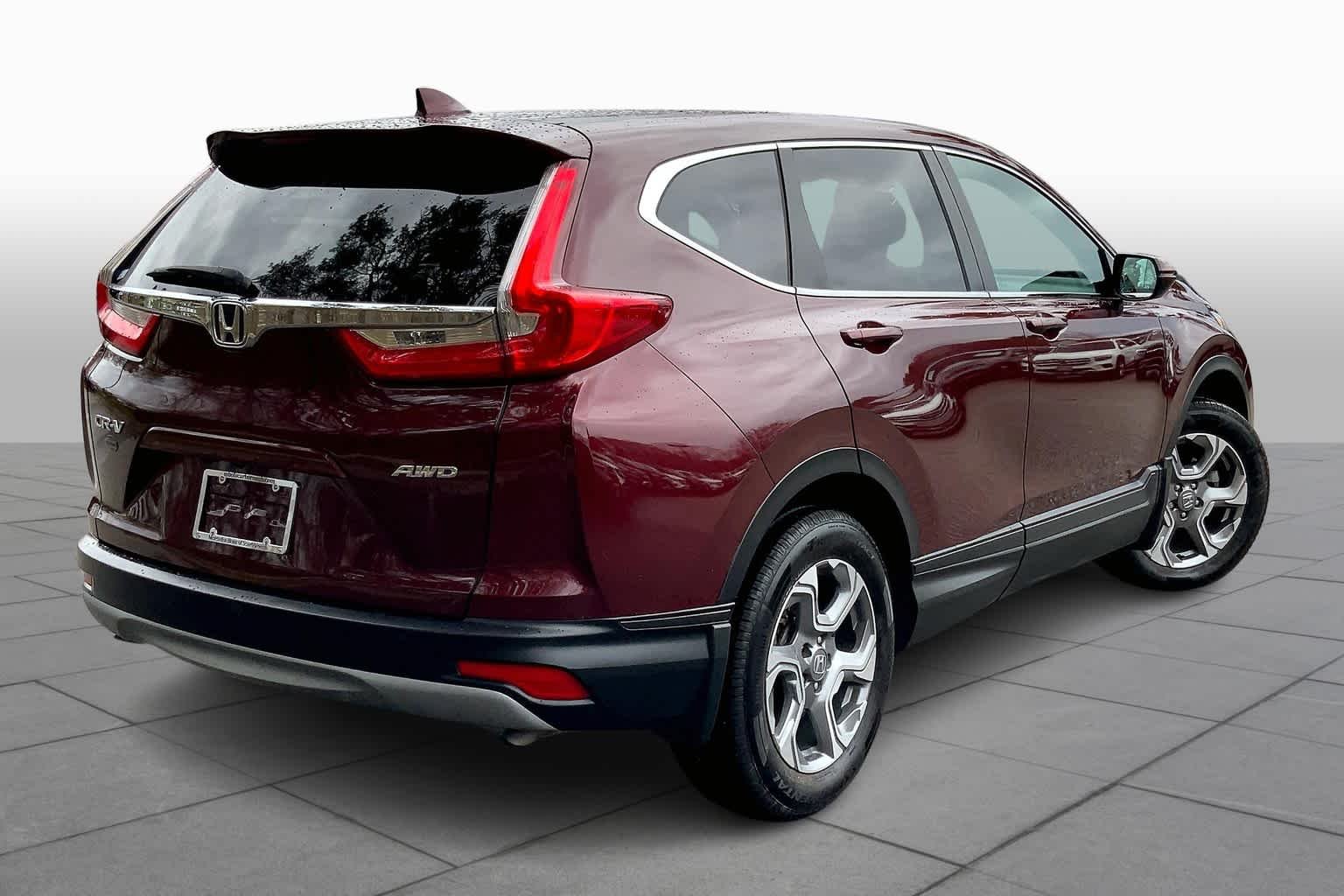 Used 2018 Basque Red Pearl II Honda EX-L image 13
