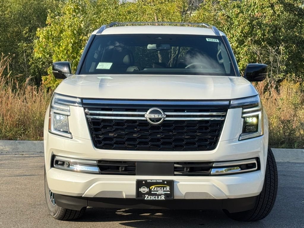 New 2026 White Nissan SL image 2