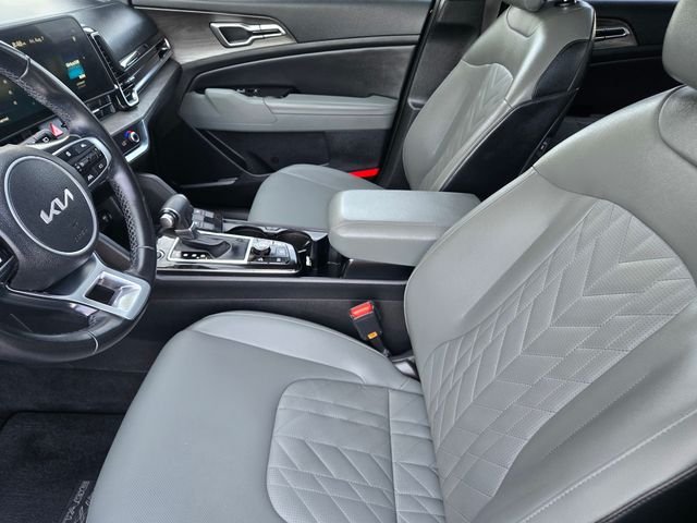 Used 2023 Black Kia X-Line image 15