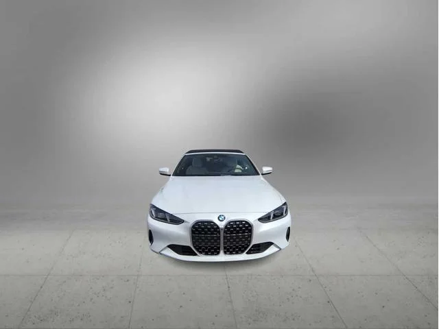 New 2027 Mineral White Metallic BMW 430i xDrive image 3
