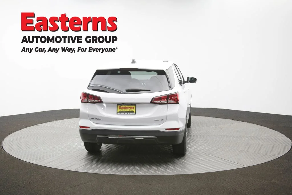 Used 2022 White Chevrolet LT image 37