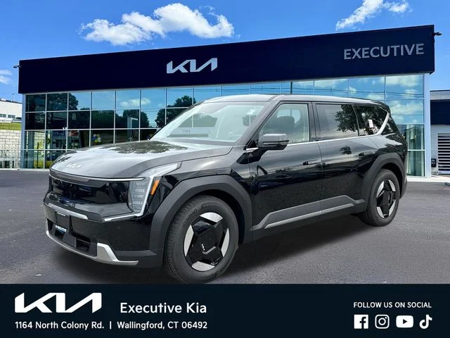 2026 Kia EV9 Light Long Range