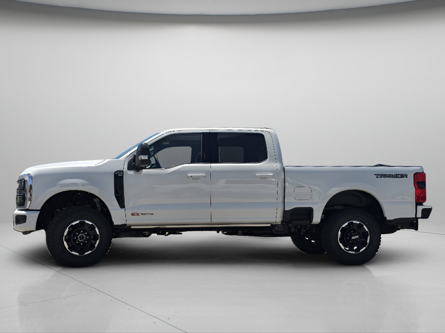 New 2026 Star White Metallic Tri-Coat Ford Platinum image 23