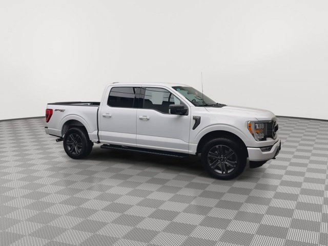Used 2023 Oxford White Ford XLT image 45