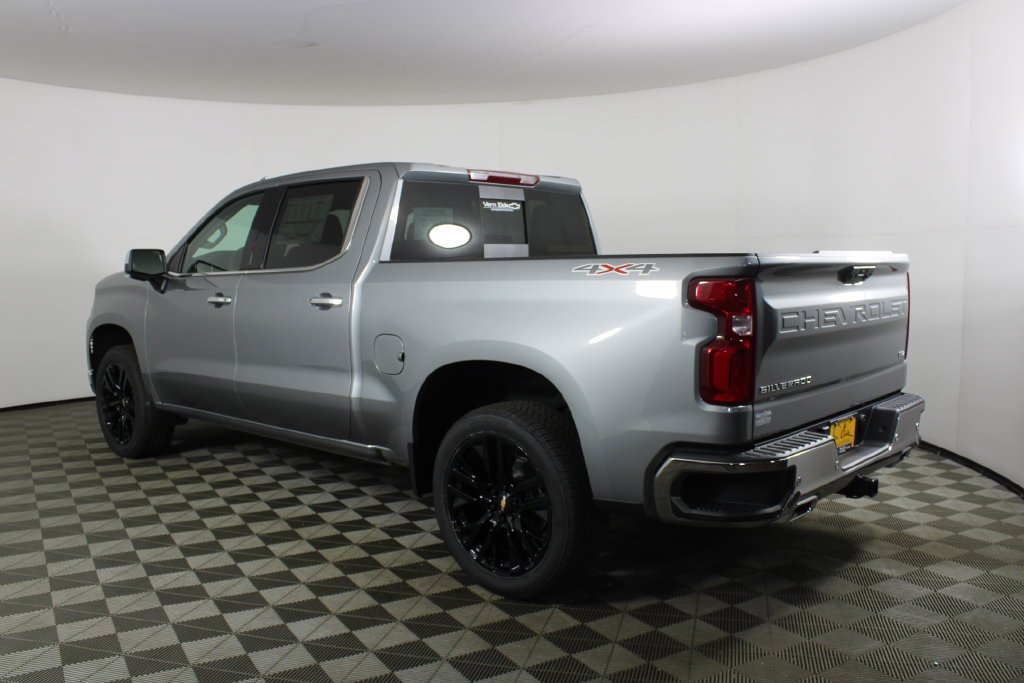 2026 Chevrolet Silverado 1500 LTZ - Photo 4
