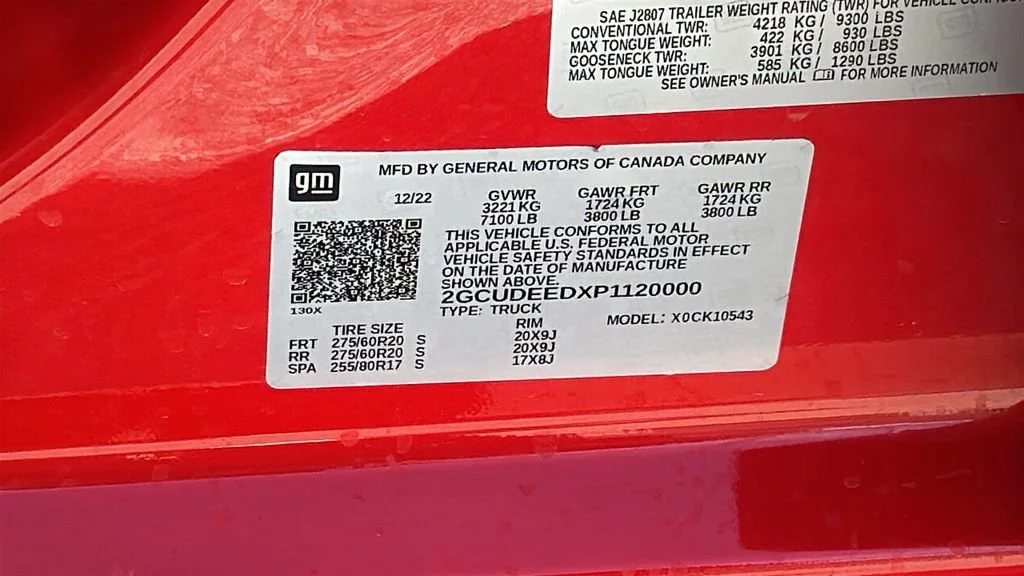 Used 2023 Red Hot Chevrolet RST image 30