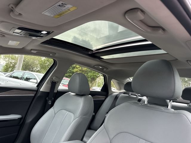 2021 Kia K5 EX - Photo 22