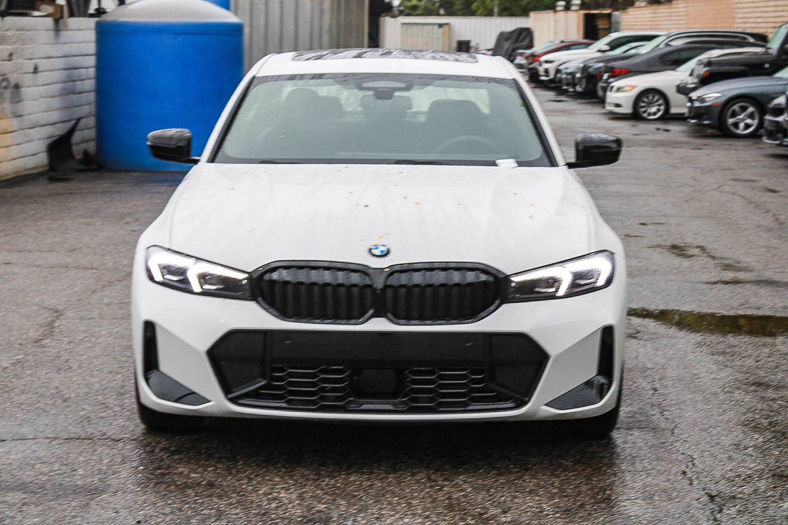 New 2026 Alpine White BMW 330i NA image 2