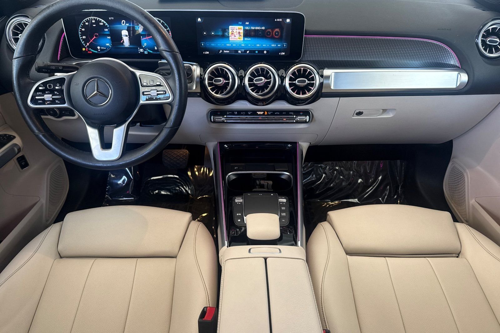 Used 2021  Mercedes-Benz 250 image 3