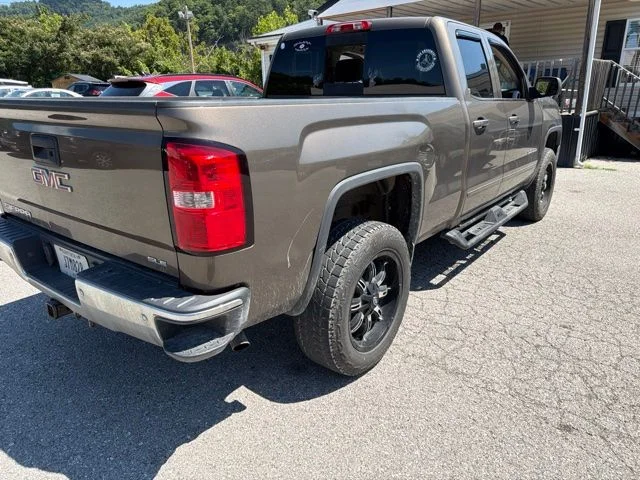 Used 2015 Brown GMC SLE image 6