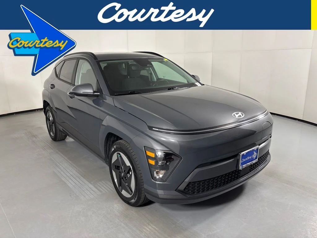 Used 2024 Gray Hyundai SEL image 1