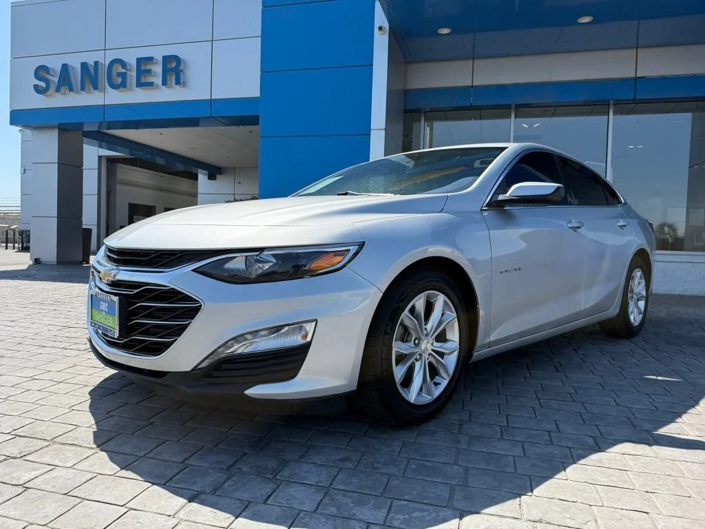 Used 2021 SILVER ICE METALLIC Chevrolet LT image 6