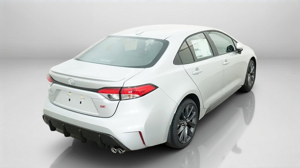 New 2027 Classic Silver Met Toyota SE image 11