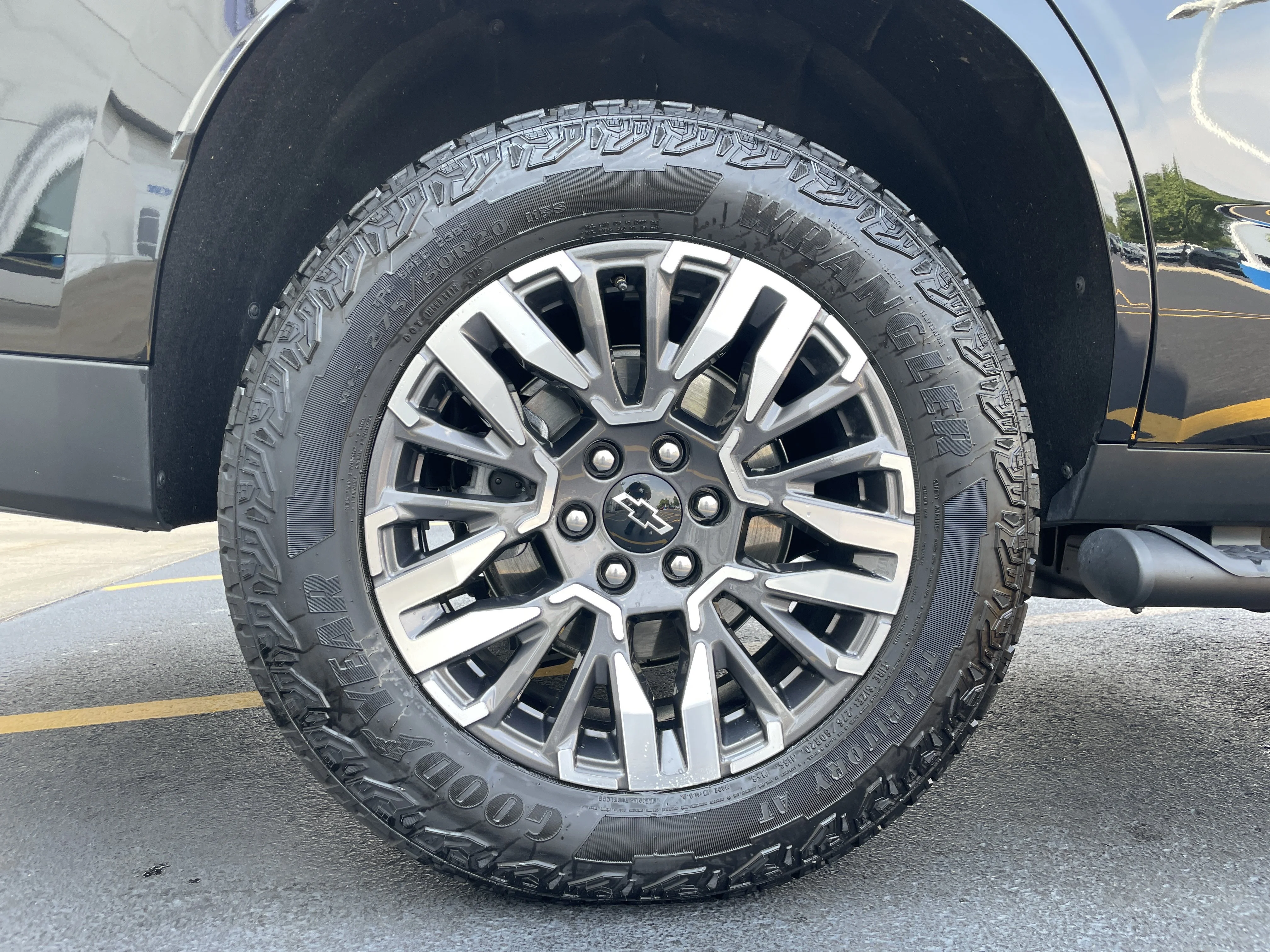 Used 2026 Black Chevrolet Z71 image 9