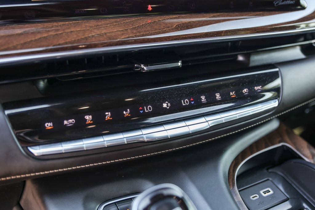 Used 2022 BLACK RAVEN Cadillac Sport Platinum image 18