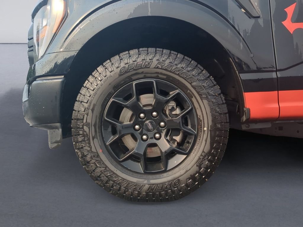 Used 2023 Black Ford XL image 11