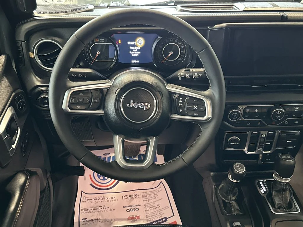 Used 2026 Gray Jeep Sahara image 25