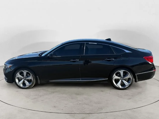 Used 2020 Black Honda Touring 2.0T image 8