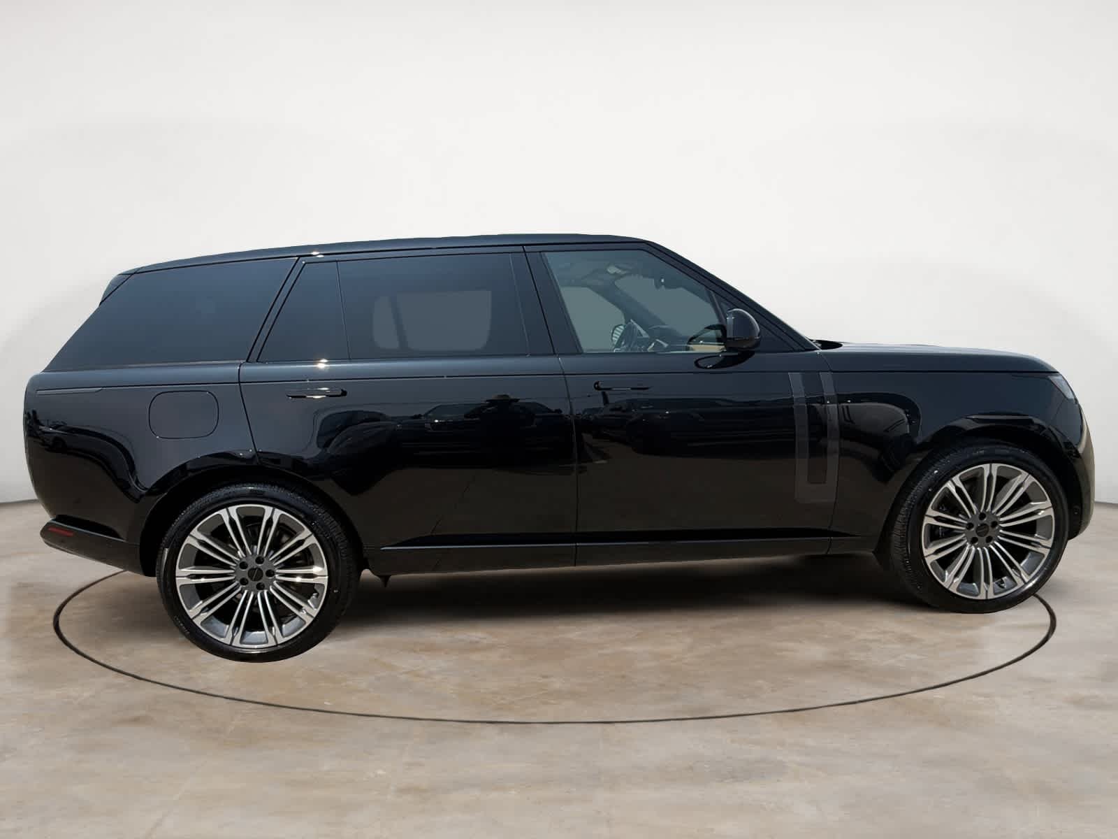 New 2026 Santorini Black Land Rover P530 LWB 7 Seat image 6