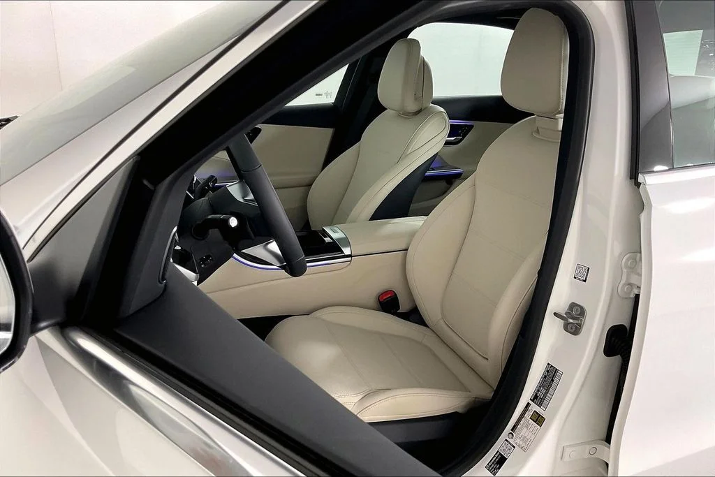 New 2026 White Mercedes-Benz C 300 image 9