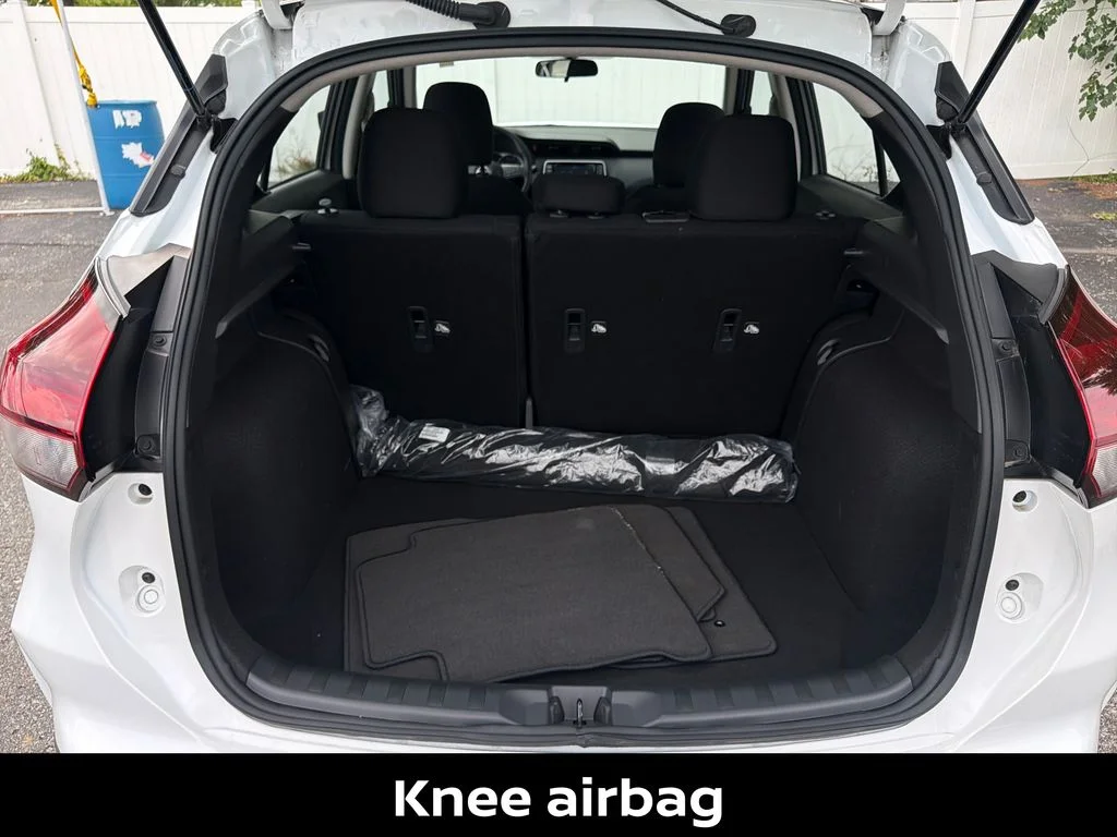 2025 Nissan KICKS PLAY Base - Photo 24