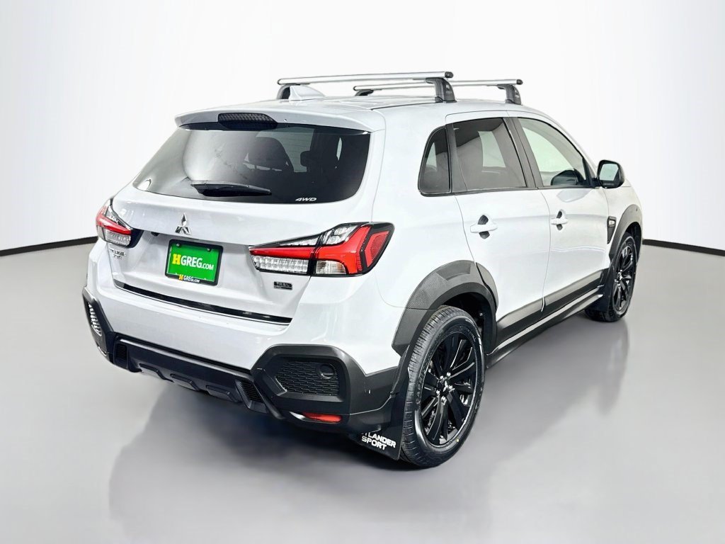 Used 2024 White Diamond Mitsubishi 2.0 Trail Edition image 7