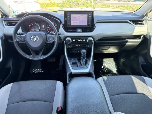 Used 2021 Silver Sky Metallic Toyota XLE image 16