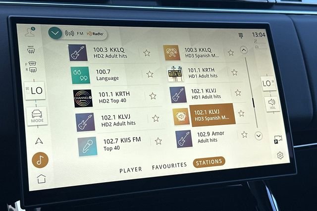 New 2026 Black Land Rover Dynamic SE image 16