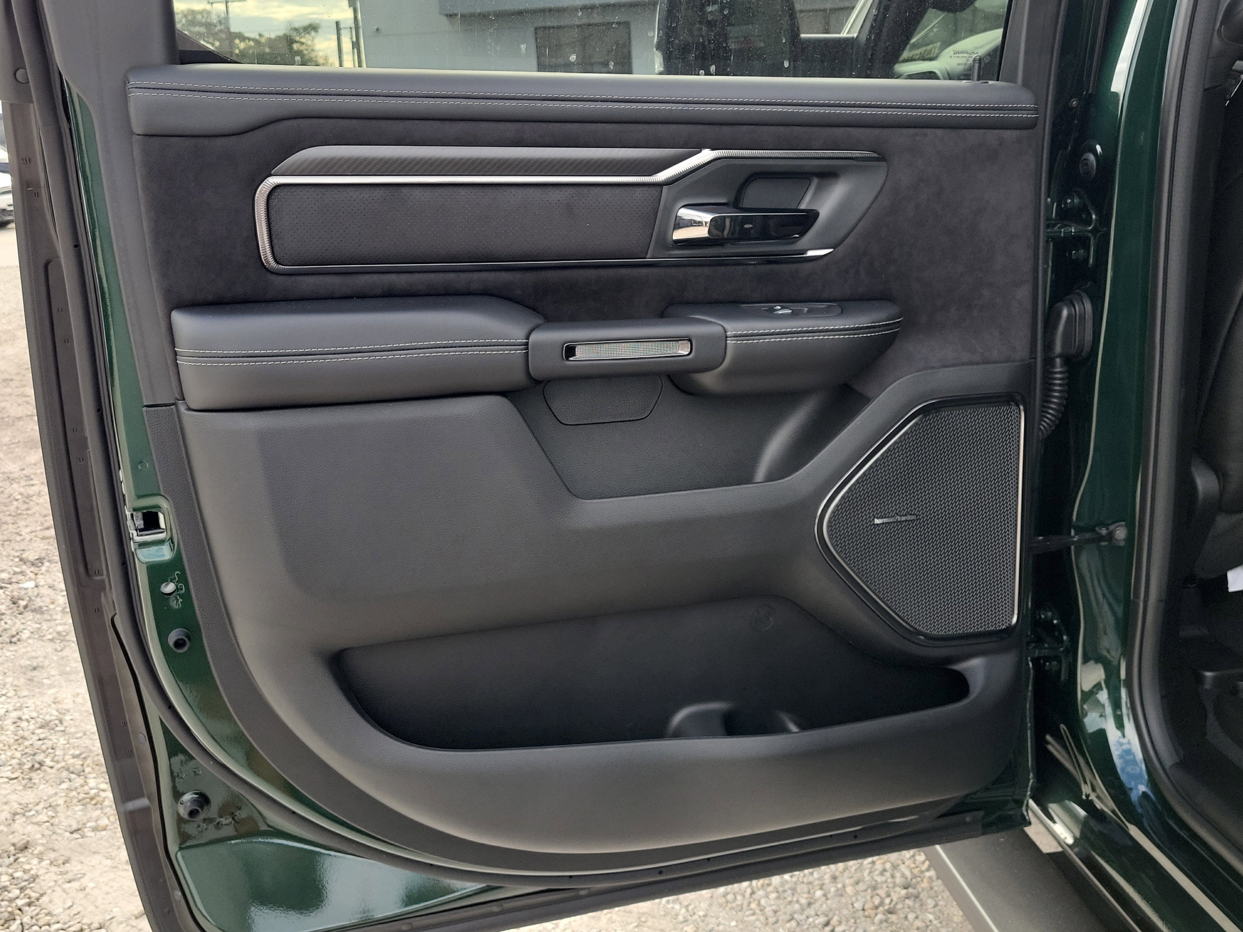 New 2026 Serrano-Green Metallic Exterior Paint RAM RHO image 11