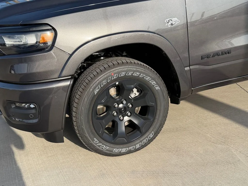 New 2026 Granite Crystal Metallic Clear-Coat Exterior Paint RAM Big Horn/Lone Star image 8