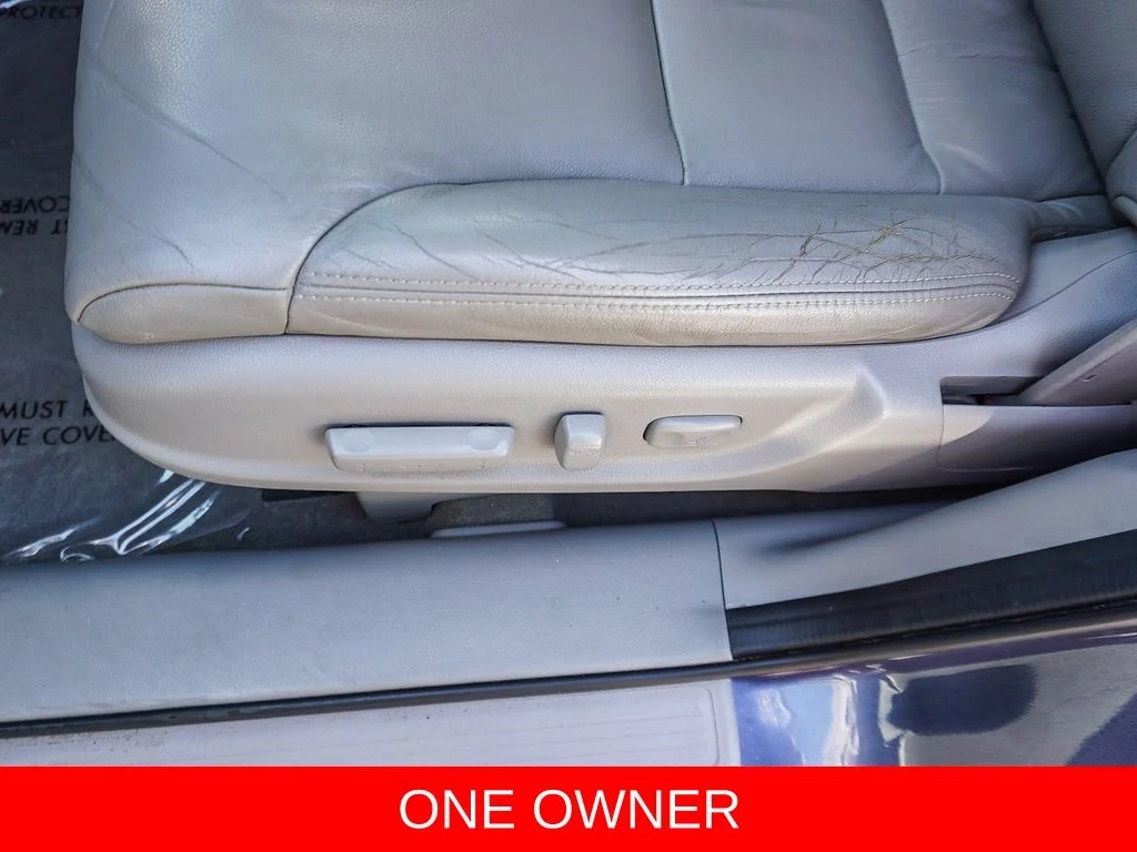 Used 2012  Honda EX-L image 19