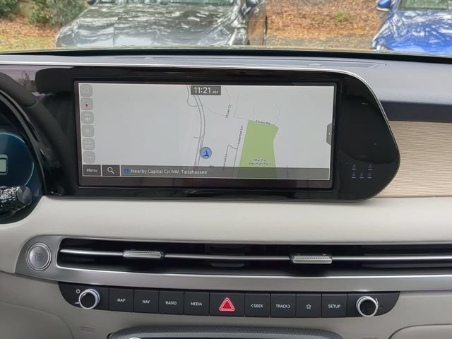 Used 2024 White Hyundai Limited image 18