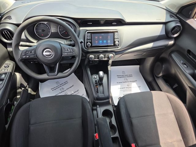 Used 2025 Gray Nissan S image 9
