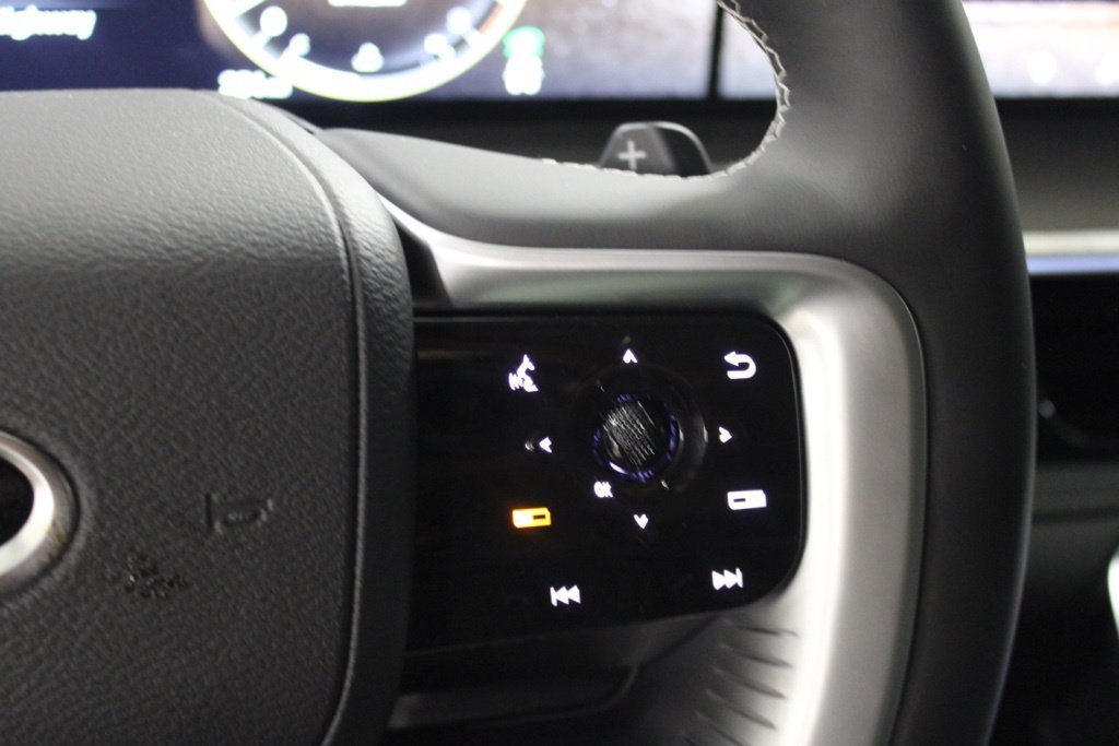 Used 2025 Blue INFINITI LUXE image 21