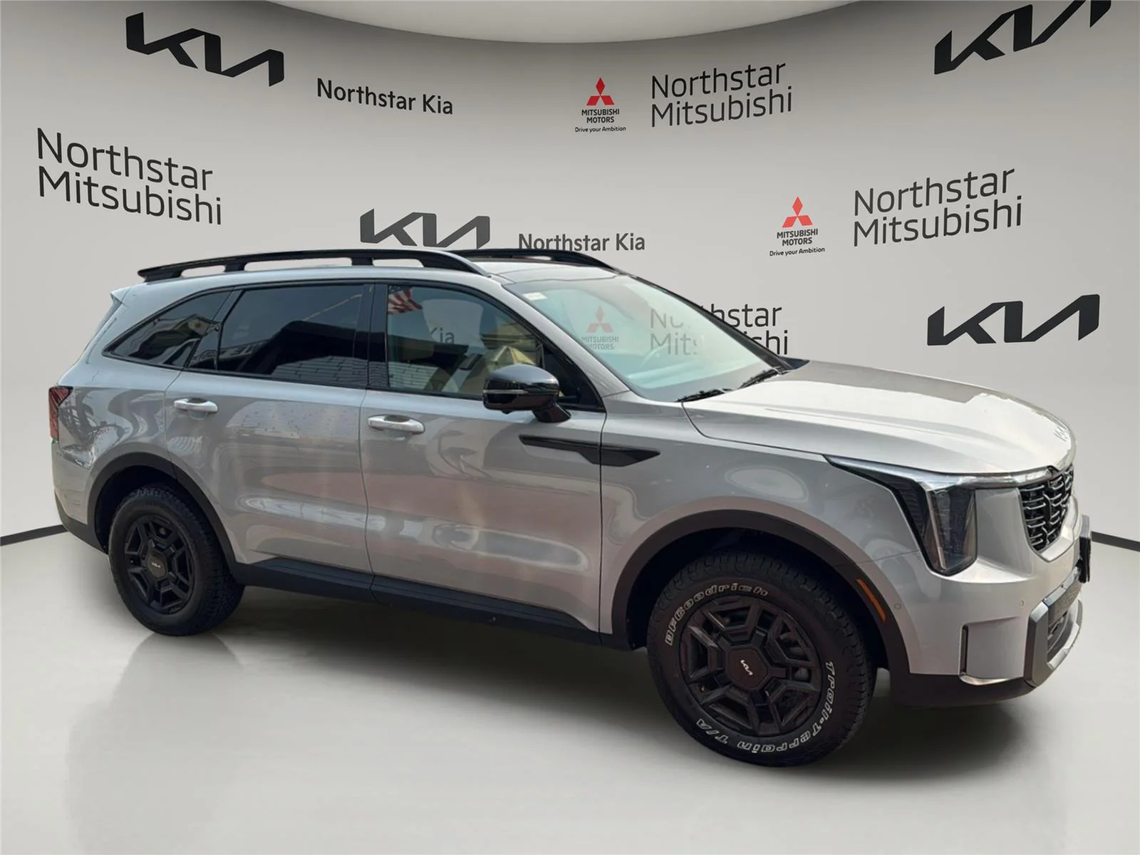 Used 2024 Wolf Gray Kia X-Pro SX Prestige image 8